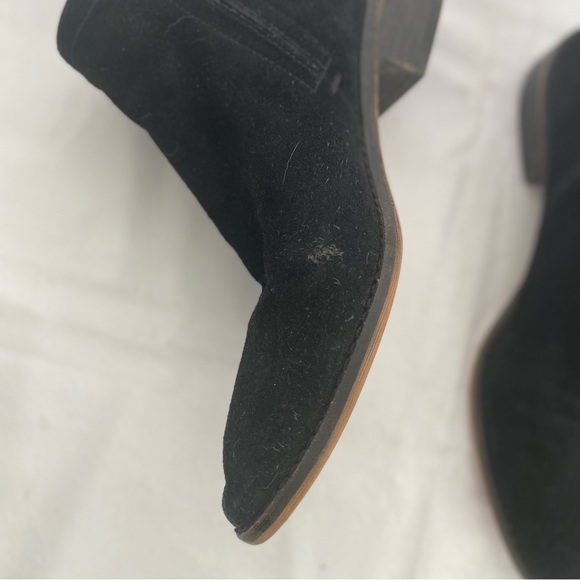 Dolce Vita Black Suede Flat Ankle Bootie - Picture 7 of 11